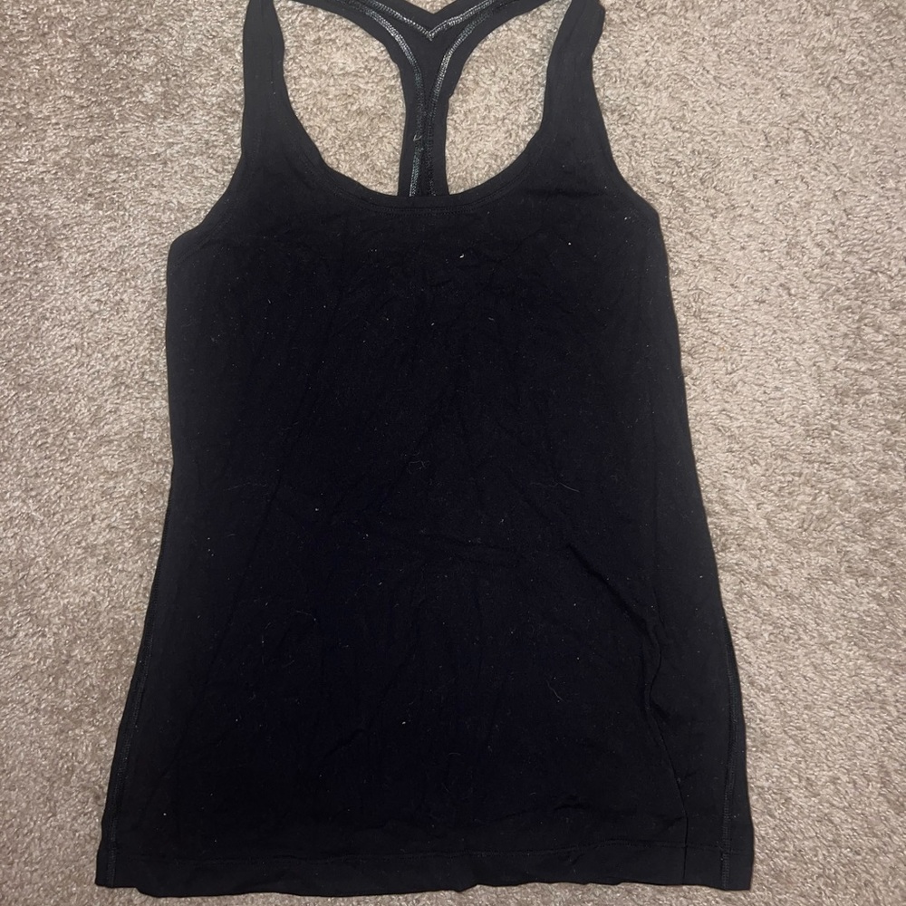 Black lulu tank size 6